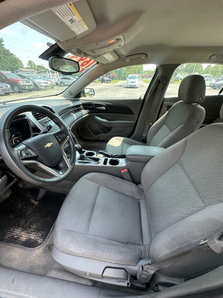 2015 Chevrolet Malibu Fleet - Photo 12