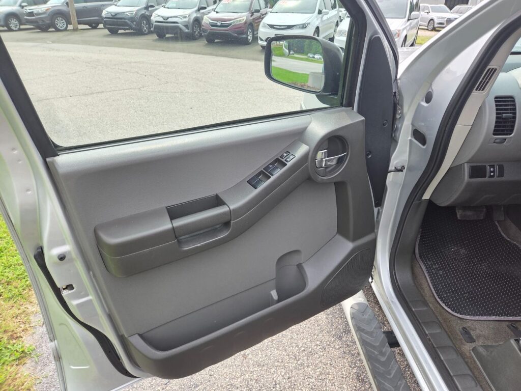 2012 Nissan Xterra X