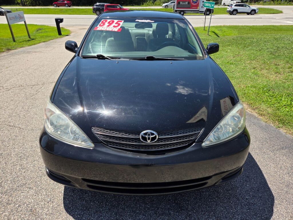 2004 Toyota Camry LE