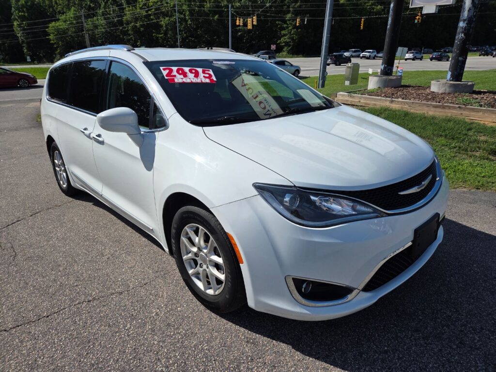 2020 Chrysler Pacifica Touring L