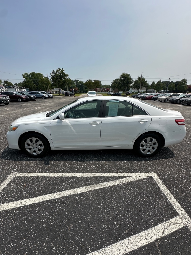 2010 Toyota Camry LE