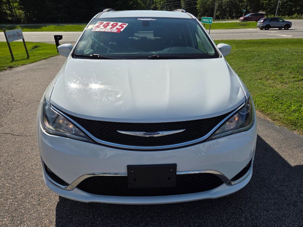2020 Chrysler Pacifica Touring L
