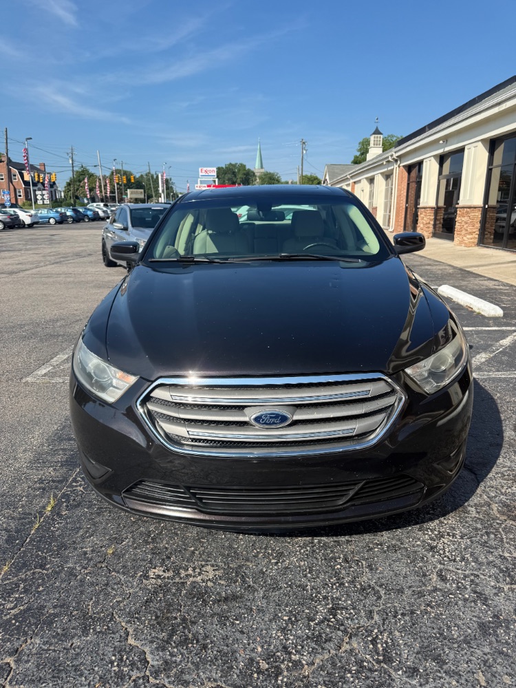 2013 Ford Taurus SEL
