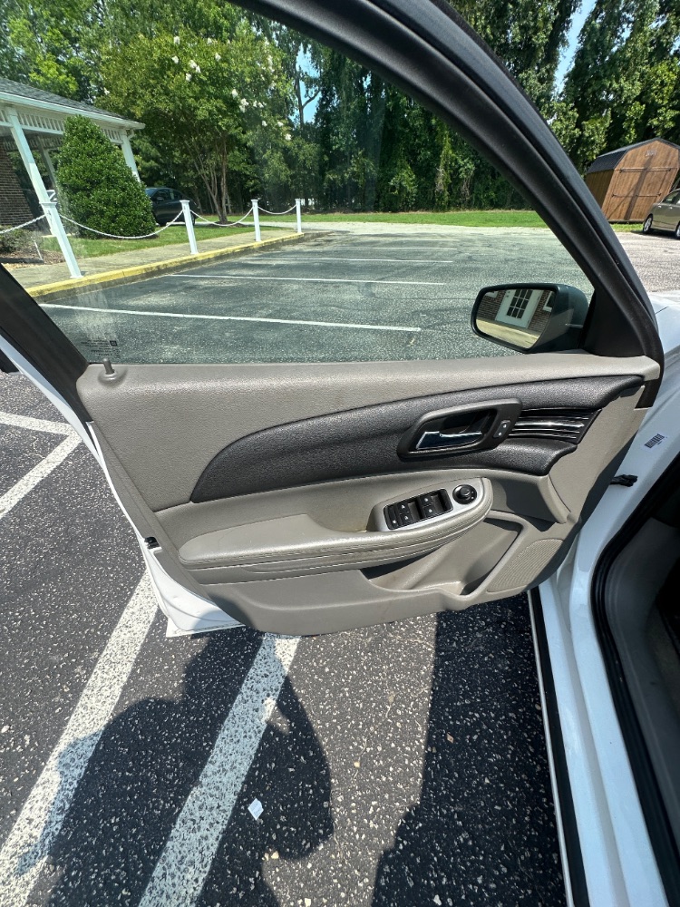2015 Chevrolet Malibu Fleet - Photo 11