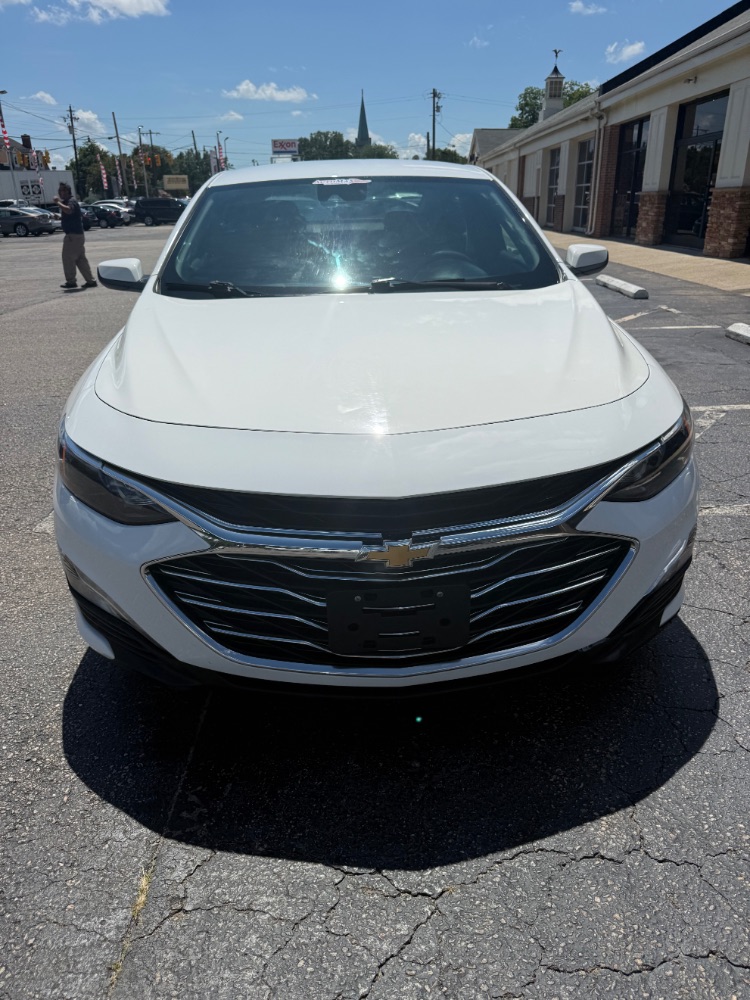 2021 Chevrolet Malibu FWD 1FL