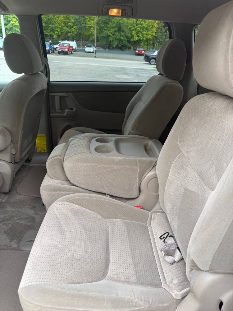 2009 Toyota Sienna CE | LE