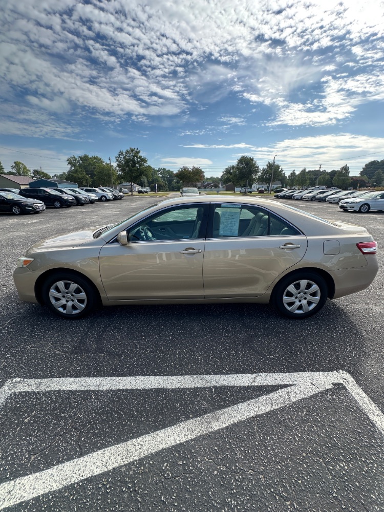 2011 Toyota Camry LE