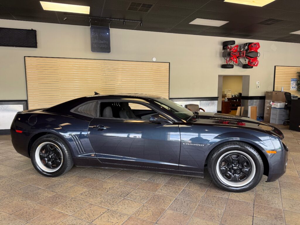 2013 Chevrolet Camaro 2LS