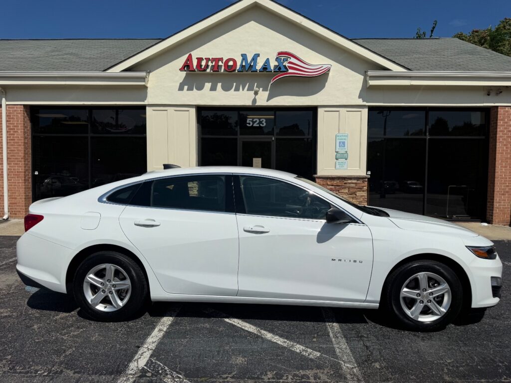 2023 Chevrolet Malibu FWD 1FL