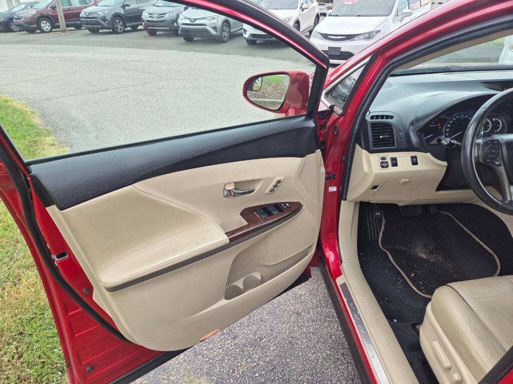 2013 Toyota Venza XLE V6 LTD
