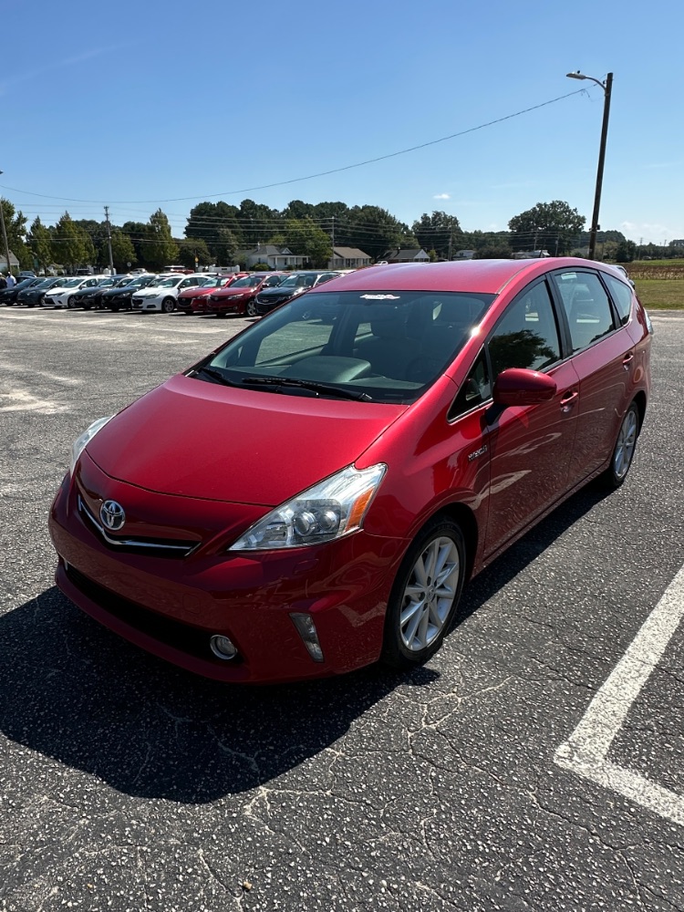 2012 TOYOTA PRIUS V BASE L4