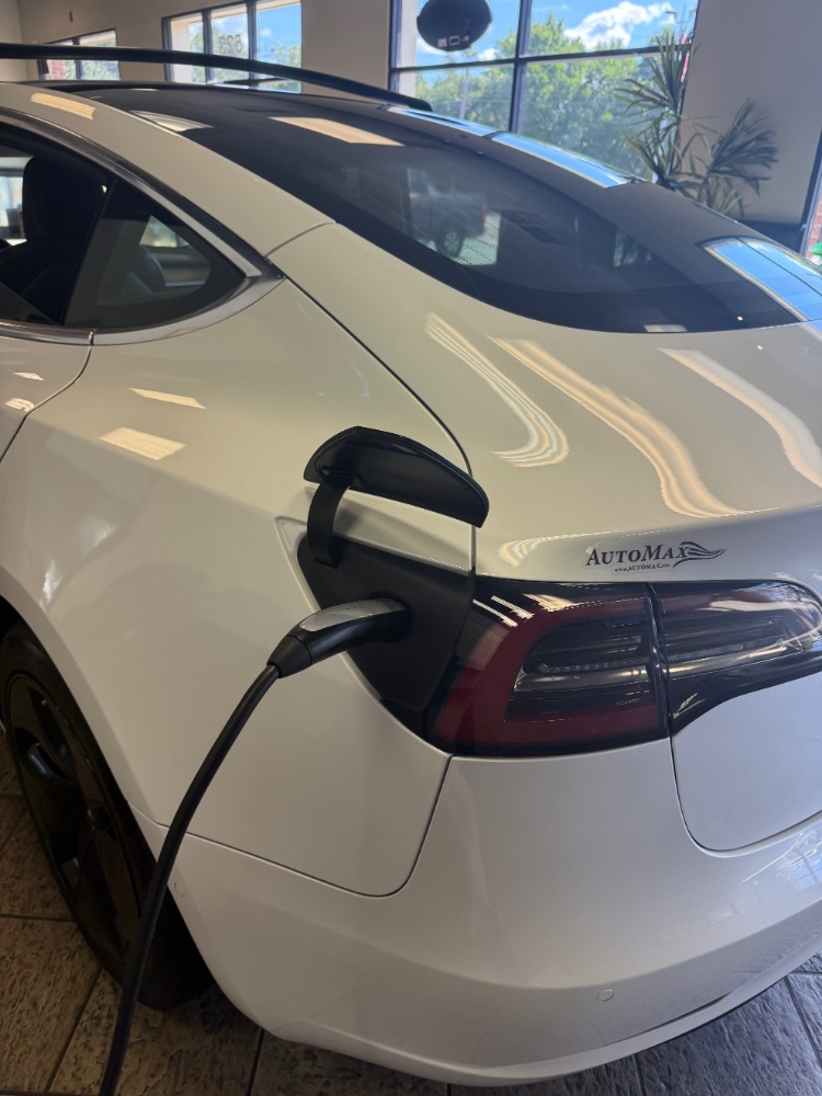 2020 Tesla Model 3 Standard Range Plus Rear-Wheel Drive | Standard Range Rear-Wheel Drive