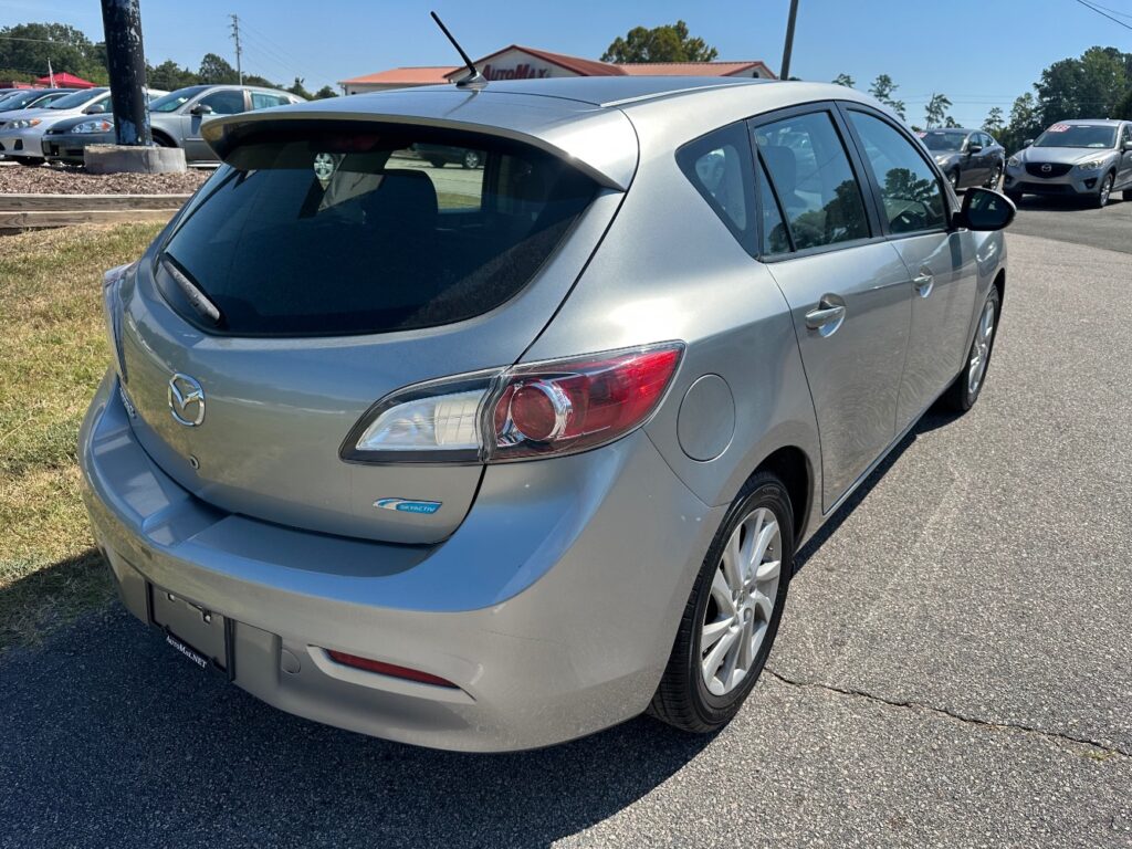 2012 Mazda 3 i Touring