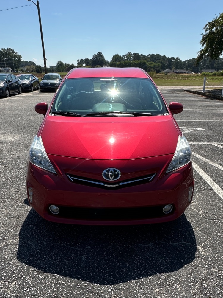 2012 TOYOTA PRIUS V BASE L4