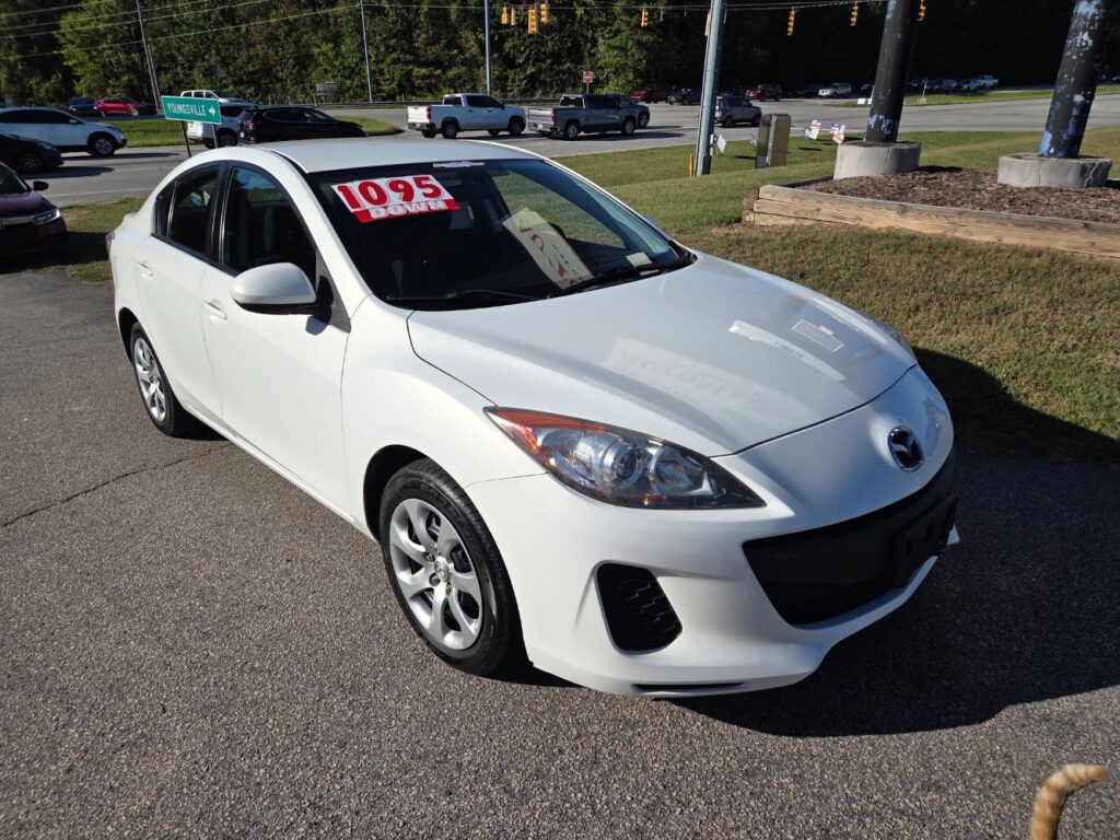 2013 Mazda 3 i SV