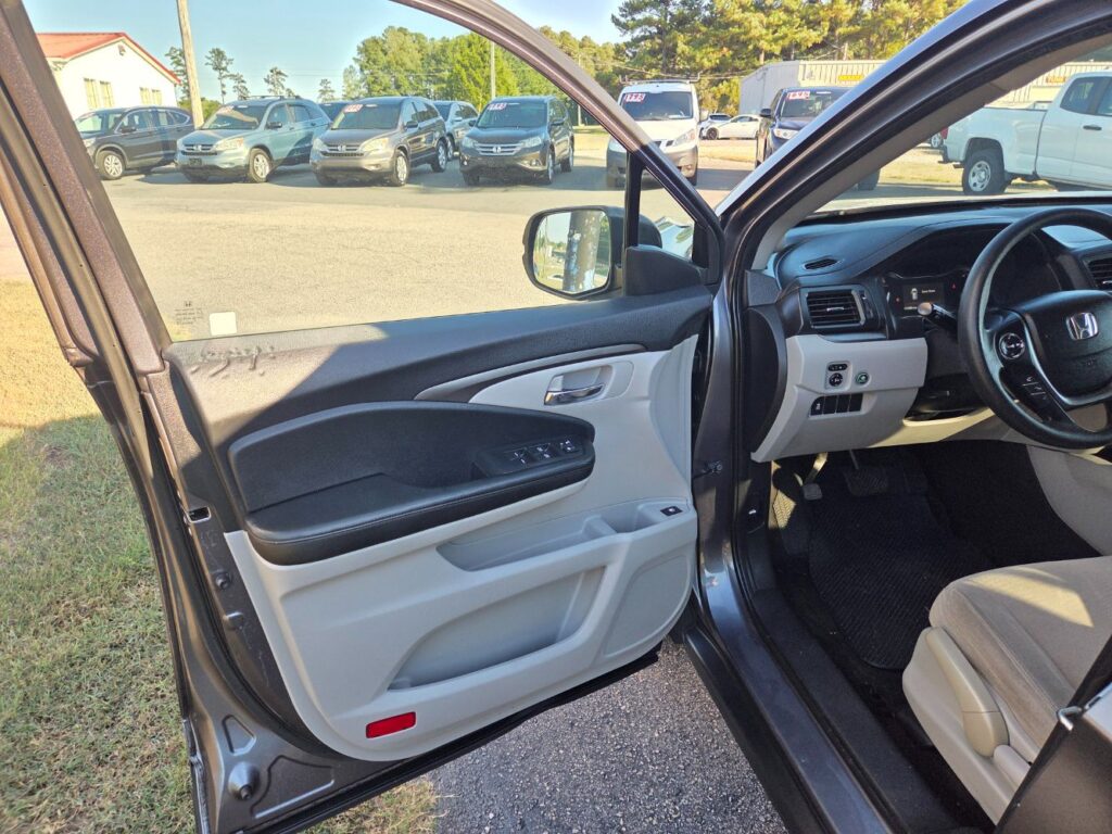 2016 Honda Pilot LX