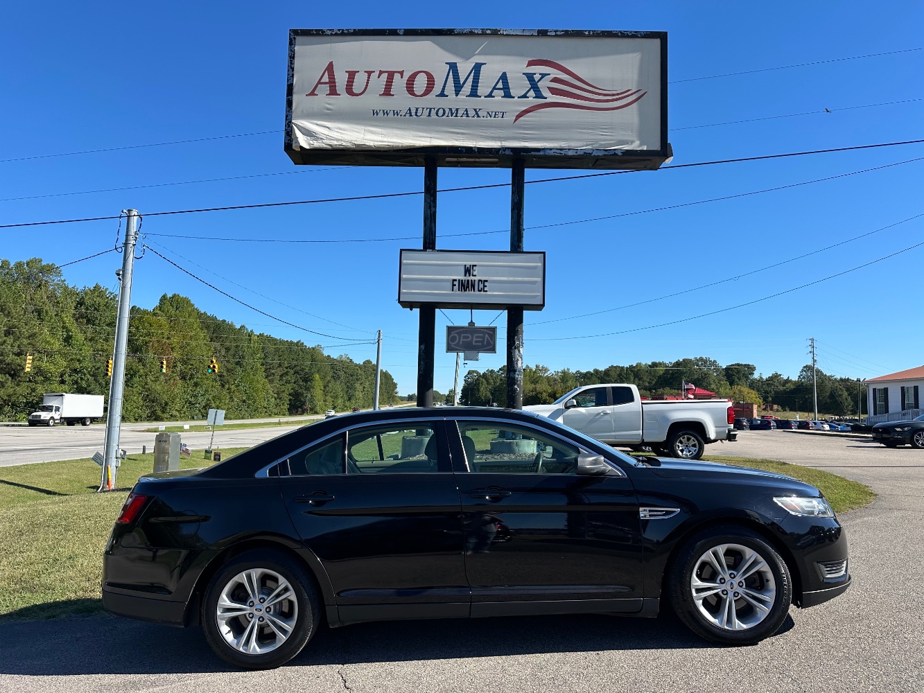 2016 Ford Taurus SE