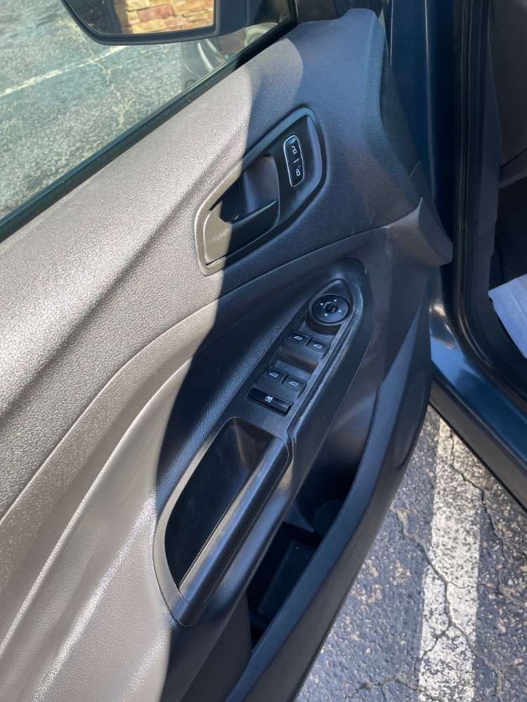 2019 Ford Escape S