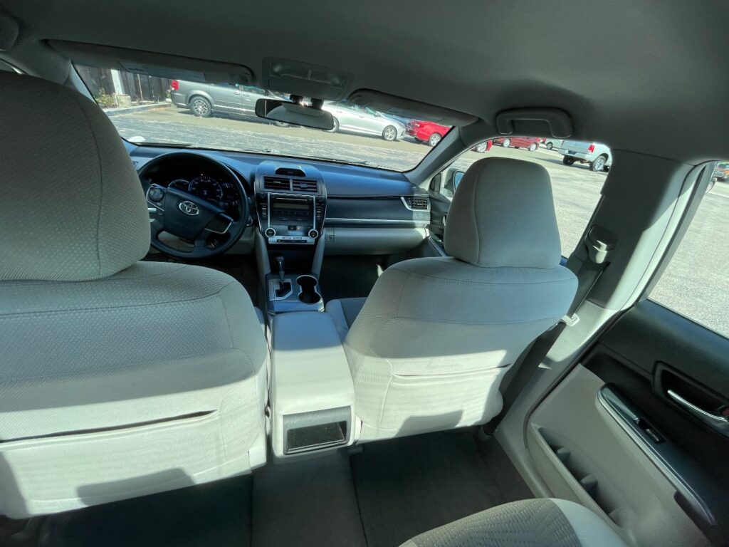 2012 Toyota Camry Hybrid LE