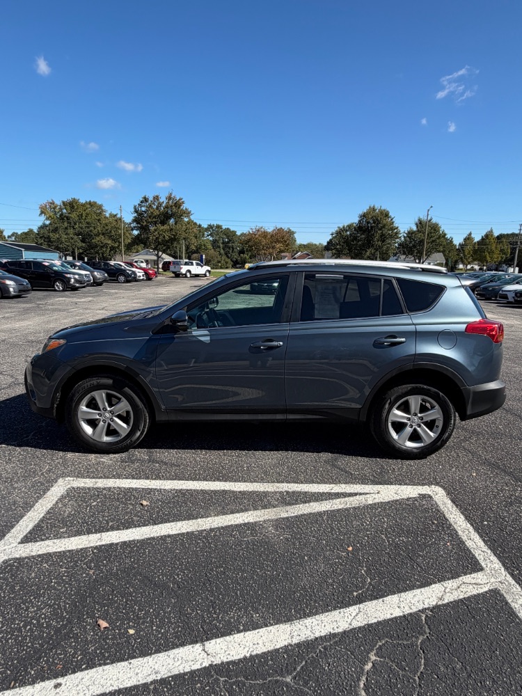 2014 Toyota RAV4 XLE FWD