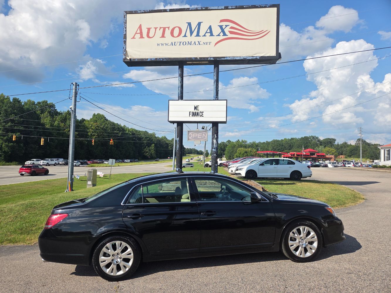 2008 Toyota Avalon XLS