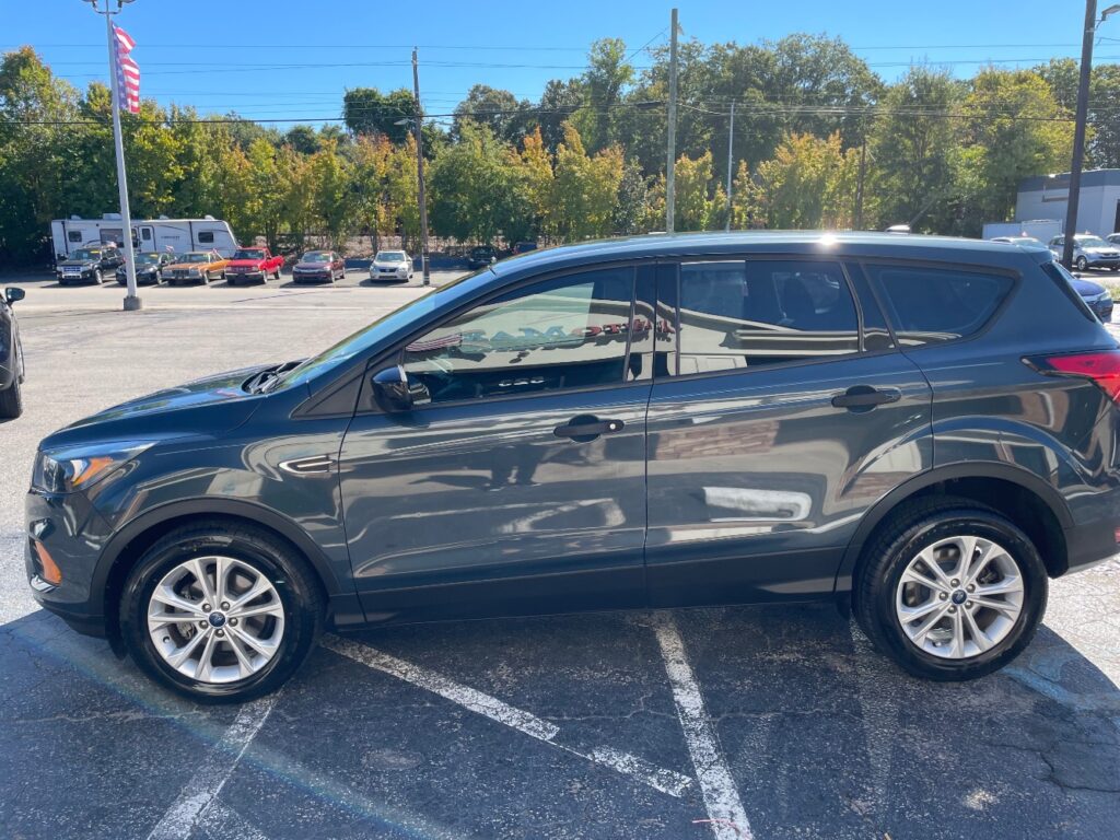 2019 Ford Escape S
