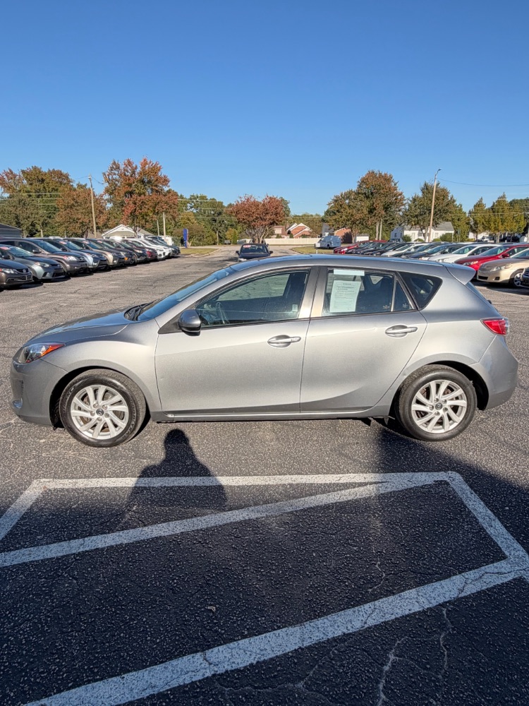 2013 Mazda Mazda3 Hatchback i Touring